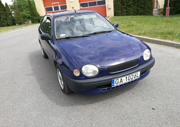 Toyota Corolla cena 4700 przebieg: 144000, rok produkcji 1999 z Sobótka małe 379